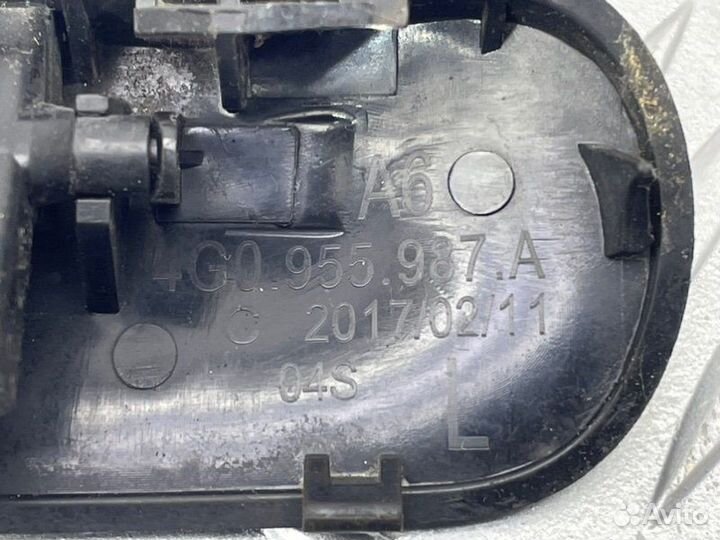 Форсунка стеклоомывателя Audi A6 C7