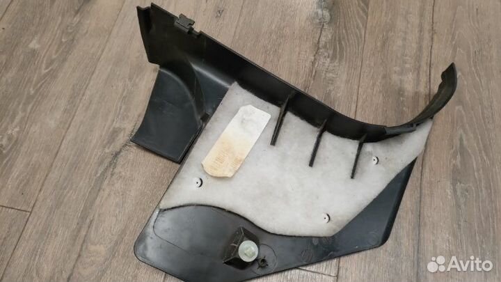 Обшивка стойки передняя левая Mercedes Gl 320 Cdi