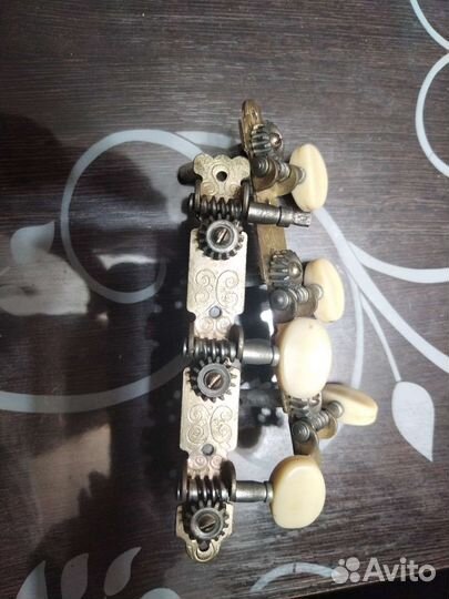 Колки для классической гитары