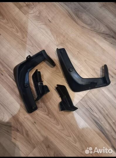 Молдинги Kia Sorento