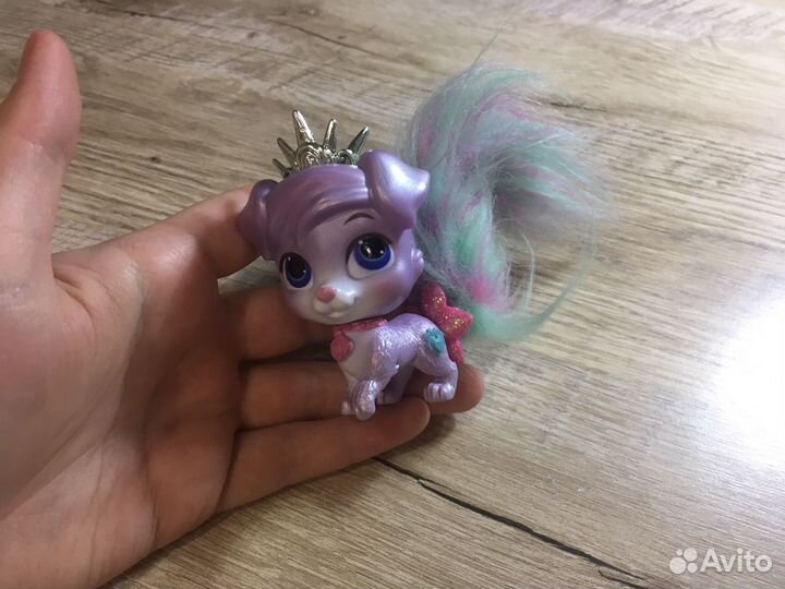 Коллекционная фигурка