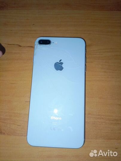 iPhone 8 Plus, 64 ГБ