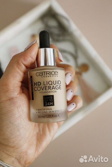 Тональный крем catrice