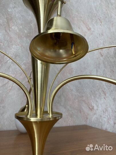 Люстра потолочная трехрожковая