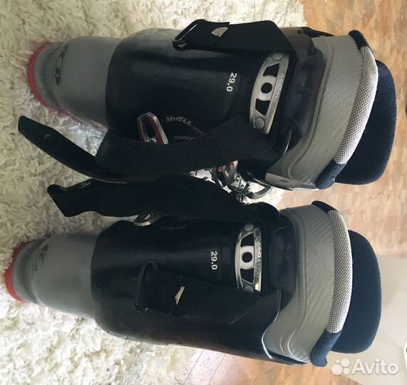 Горнолыжные ботинки 29.0