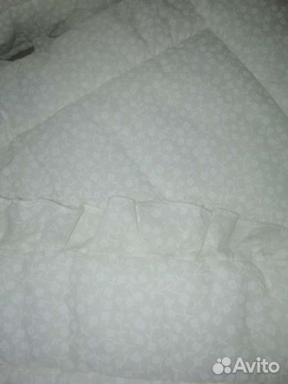 Бортики в детскую кроватку и подушка