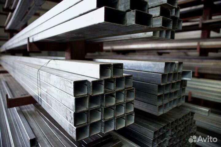 Труба профильная 80х80х2. Металлопрокат
