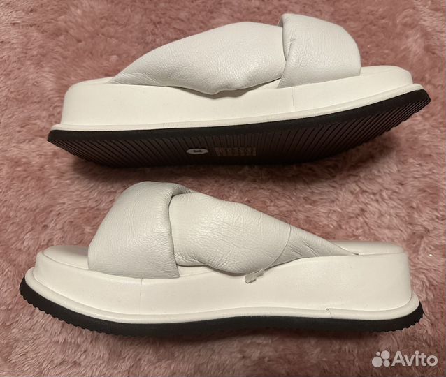 Шлёпанцы кожаные белые 37 respect