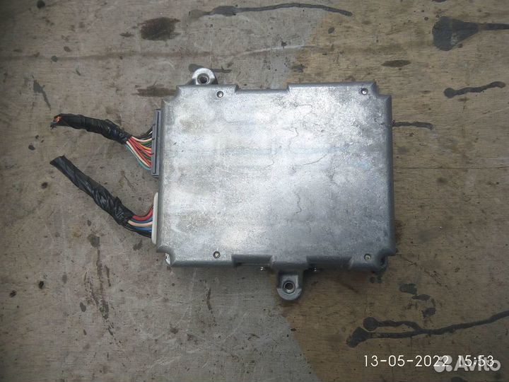 Блок управления безопасности Хонда Легенд 2007 год