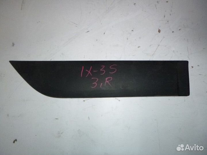 Накладка задней правой двери hyundai IX35 2010-201