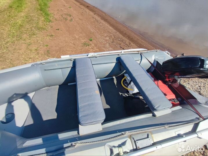 Лодка badger 370