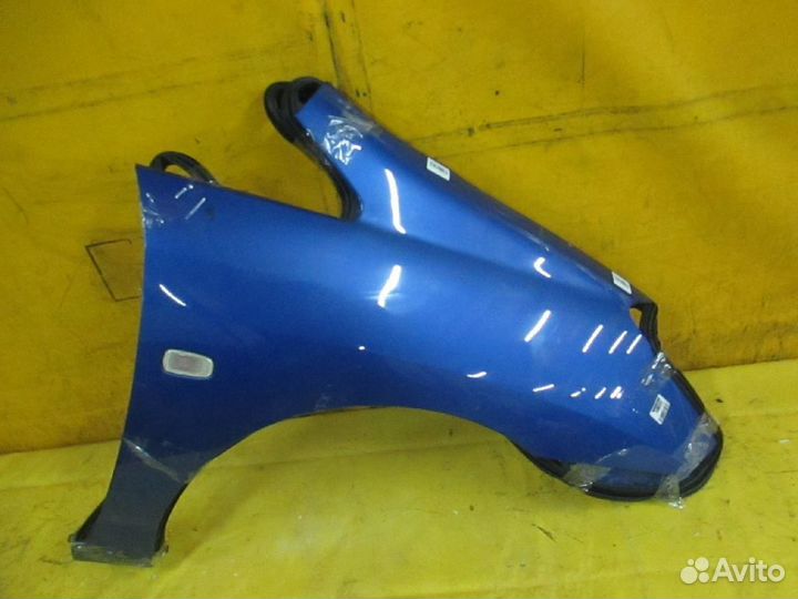 Крыло переднее Toyota Corolla spacio NZE121N (Правое)