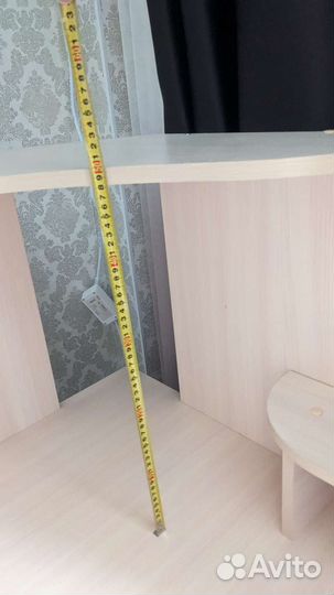 Письменный угловой стол