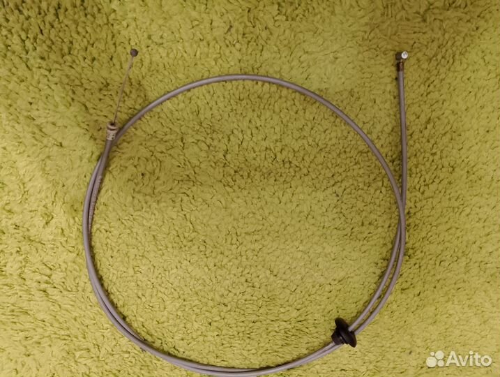 Трос капота