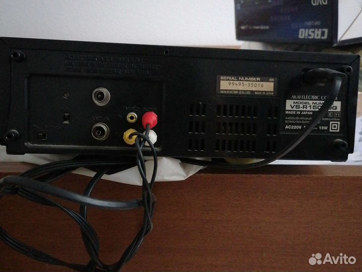 Видеомагнитофон akai