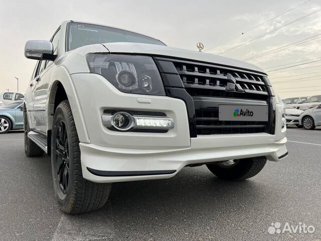 Mitsubishi Pajero 3.8 AT, 2019, 23 км