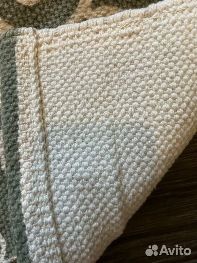 Коврик для пола