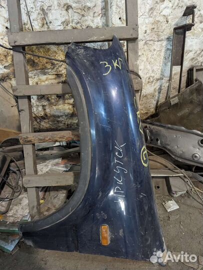 Крыло переднее левое Honda CR-V