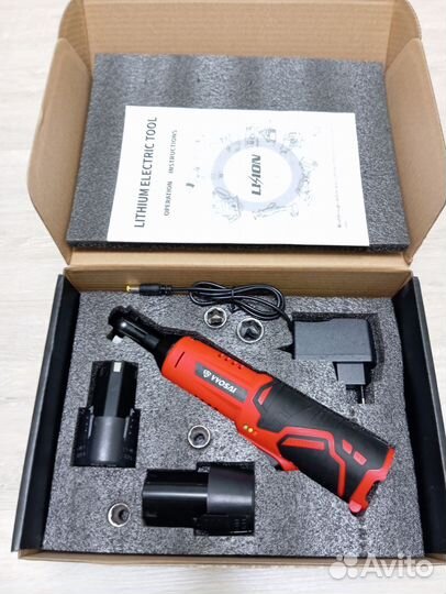 Угловой гайковерт аккумуляторный