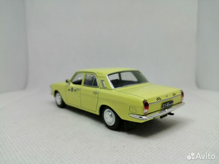 Модель газ-24-01 четырёхфарная «Волга» «такси»