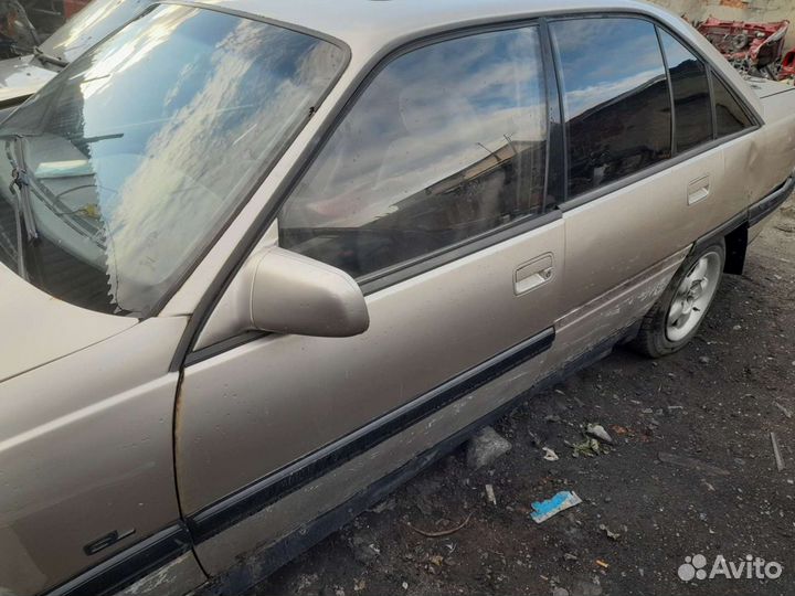 Фары передние на opel омега А