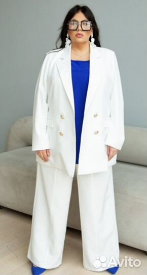 Брючный костюм женский большой размер