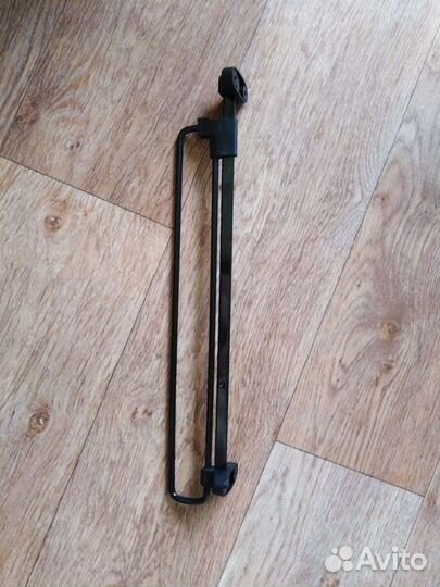 Вешалка выдвижная. Новая