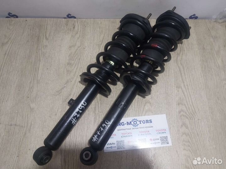 Стойки передние Toyota Altezza GXE10