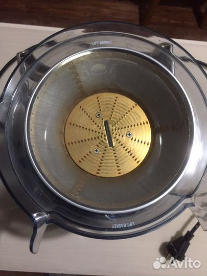 Соковыжималка Bork Ju Cup 23130 Si -Германия