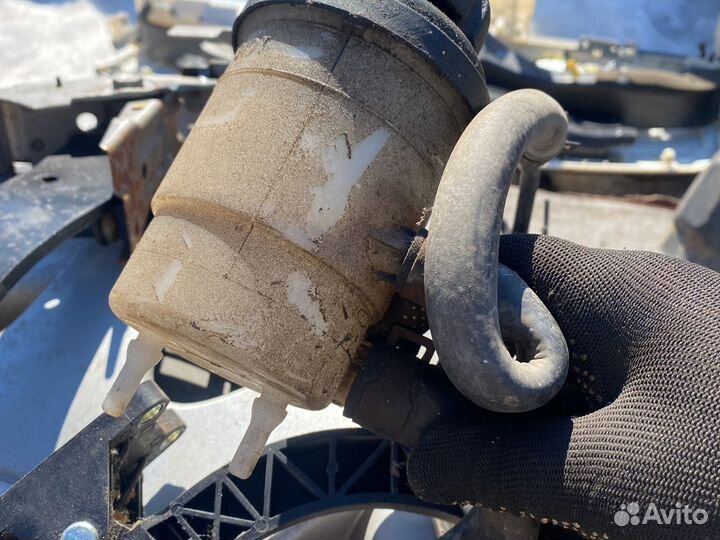 Насос гидроусилителя kia sorento 2009год