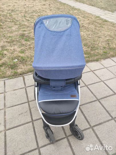 Коляска прогулочная carrella vista