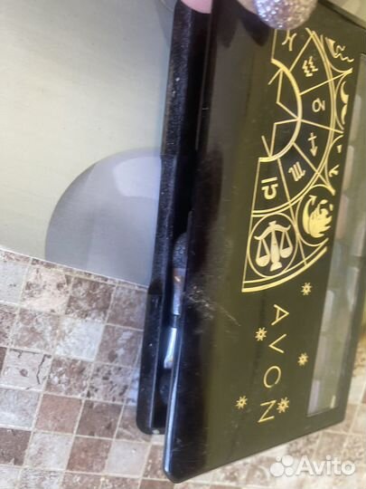 Тени и румяна 