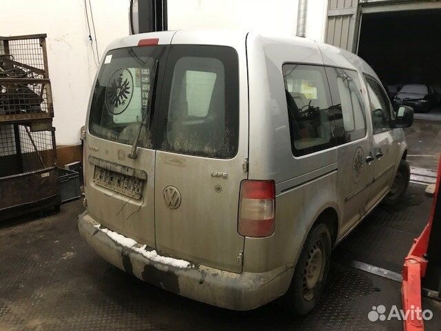 Разбор на запчасти Volkswagen Caddy 2004-2010