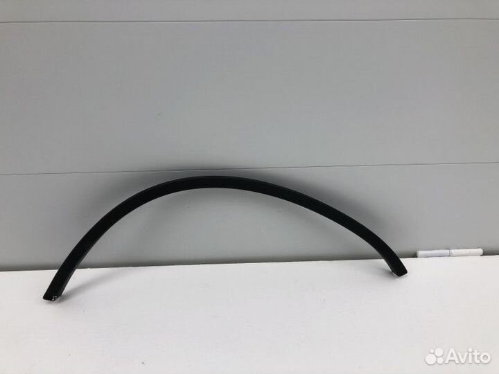 Накладка переднего крыла правого Nissan Terrano 3