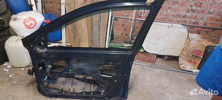 Передняя правая дверь рено лагуна 2