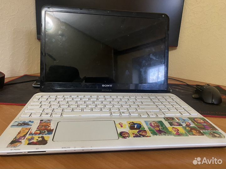 Sony vaio sve151d11v