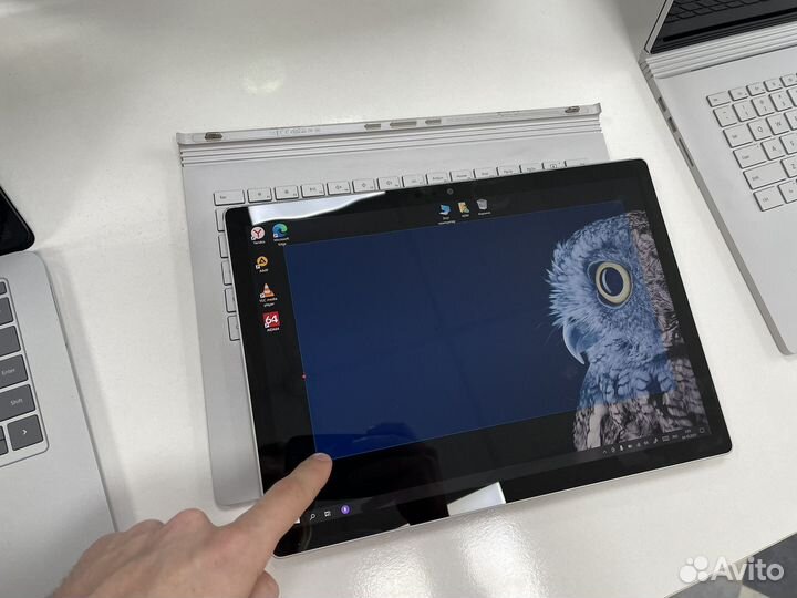 Microsoft surface book 2 13,5