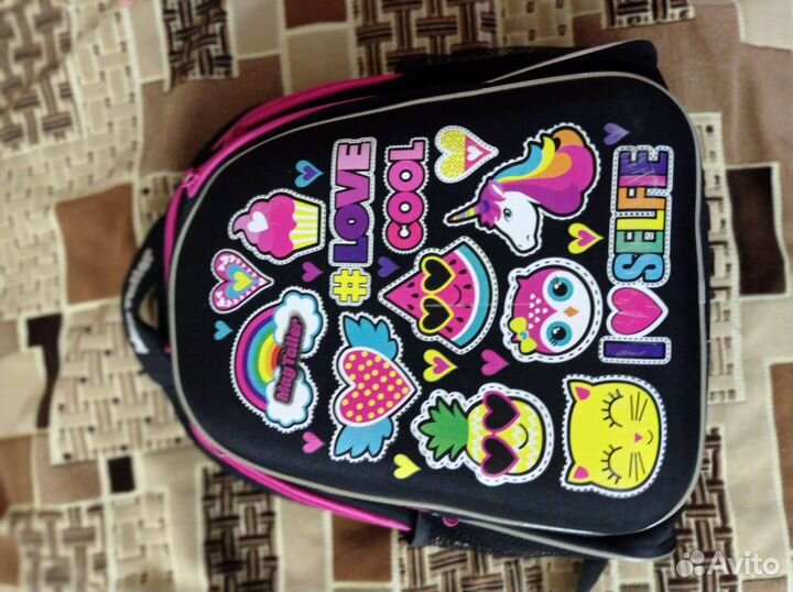 Рюкзак школьный