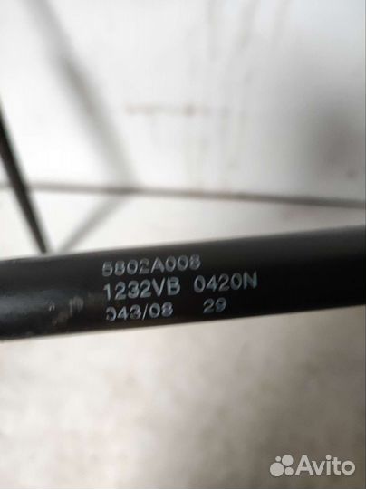 Амортизатор багажника L-R Mitsubishi Outlander XL