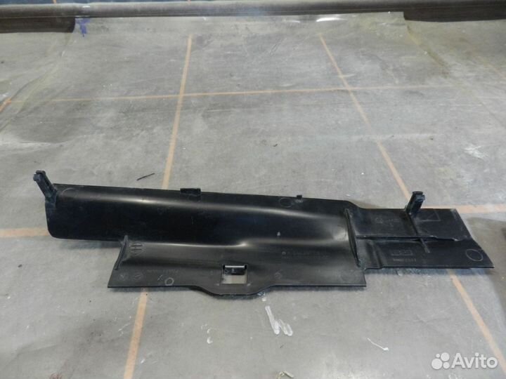 Дефлектор воздушный левый - Mercedes-Benz A W176