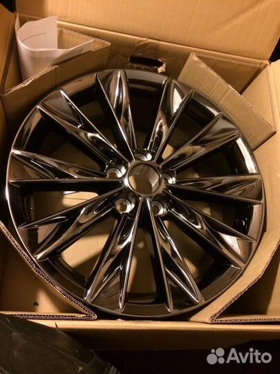 Новый оригинальный диск Lexus NX, R18