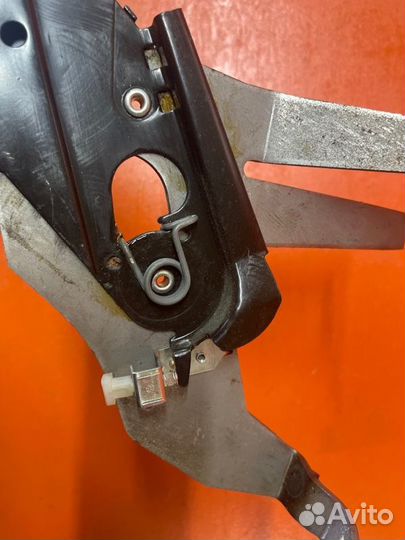 Ручка ручника Bmw X5 E53 M62B44 2001