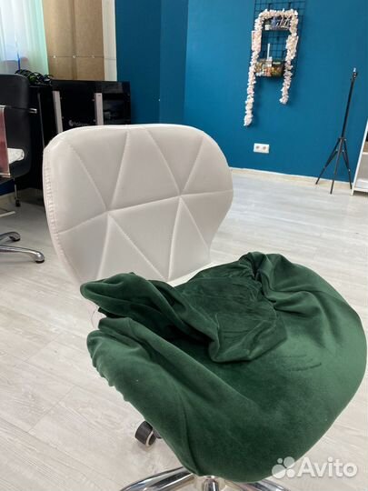 Мебель для мастера маникюра