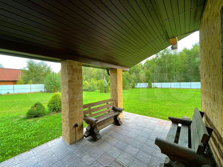 Дом 180 м² на участке 25 сот.