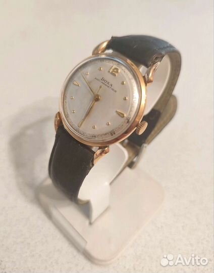 Золотые часы Doxa