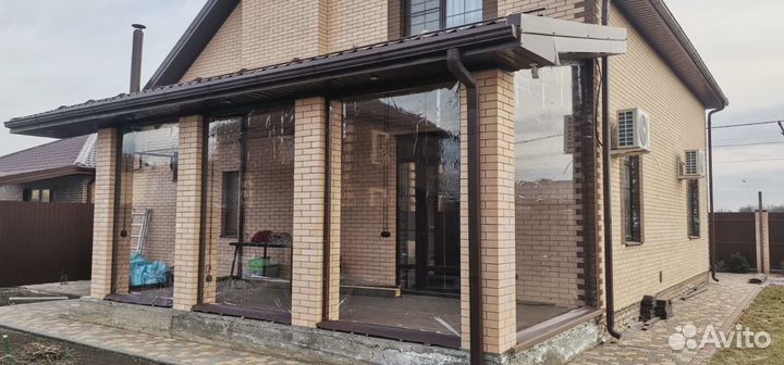 Жидкие окна для террас и беседок