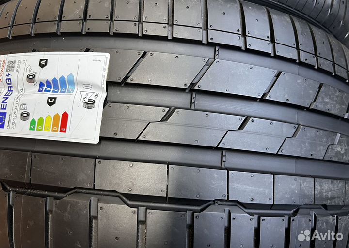 Hankook Ventus S1 Evo 3 K127 285/30 R21 и 255/35 R21