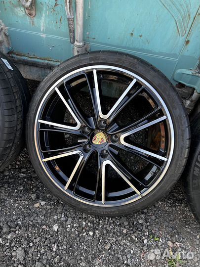 Оригинальные колеса Porsche Panamera R21