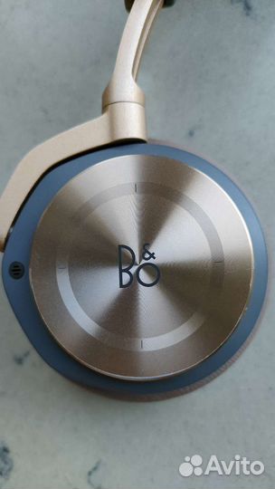 Беспроводные наушники Bang & Olufsen H8