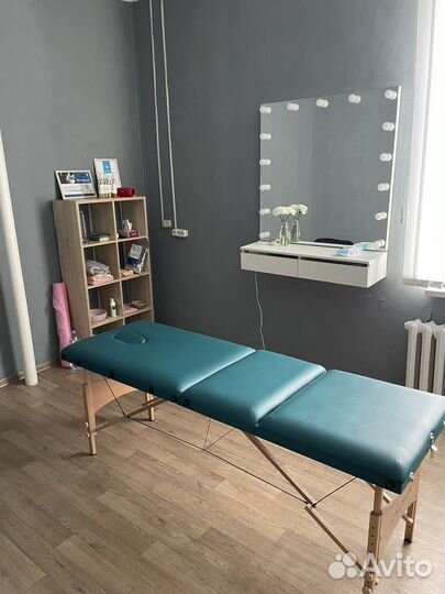 Массажный стол